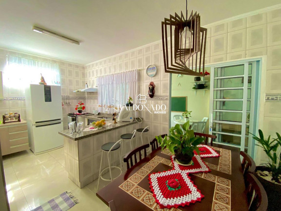 Imagem Casa com 5 Quartos à Venda, 280 m² em Centro - Extrema Imagem Casa com 5 Quartos à Venda, 280 m² em Centro - Extrema