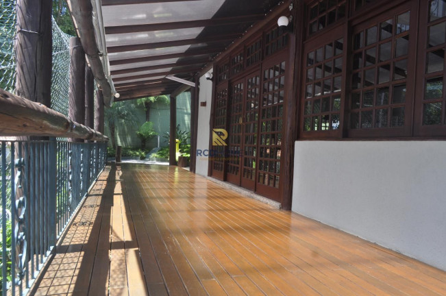 Imagem Casa com 4 Quartos à Venda, 146 m² em Vista Alegre - Curitiba