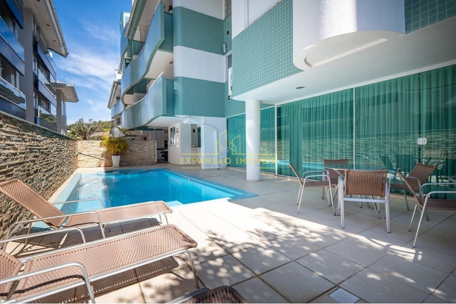 Imagem Imóvel com 3 Quartos à Venda, 185 m² em Jurerê - Florianópolis Imagem Imóvel com 3 Quartos à Venda, 185 m² em Jurerê - Florianópolis