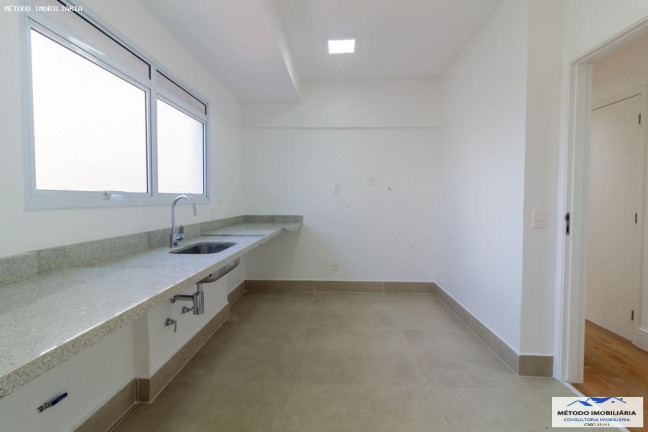 Imagem Apartamento com 3 Quartos à Venda, 161 m² em Vila Olimpia - São Paulo Imagem Apartamento com 3 Quartos à Venda, 161 m² em Vila Olimpia - São Paulo
