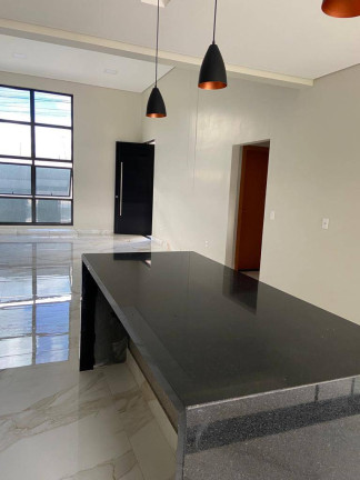 Imagem Casa com 3 Quartos à Venda, 365 m² em Jardim Pérola Da Barragem Ii - águas Lindas De Goiás