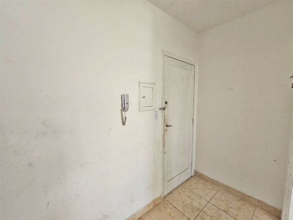 Imagem Kitnet à Venda, 10 m² em Boqueirao - Praia Grande Imagem Kitnet à Venda, 10 m² em Boqueirao - Praia Grande