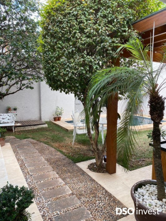 Imagem Casa com 4 Quartos à Venda, 220 m² em Vila Nova Conceição - São Paulo Imagem Casa com 4 Quartos à Venda, 220 m² em Vila Nova Conceição - São Paulo