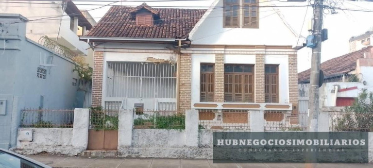 Imagem Casa com 6 Quartos à Venda, em Centro - Montes Claros Imagem Casa com 6 Quartos à Venda, em Centro - Montes Claros