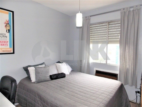 Imagem Imóvel com 3 Quartos à Venda, 156 m² em Jardim Itu - Porto Alegre Imagem Imóvel com 3 Quartos à Venda, 156 m² em Jardim Itu - Porto Alegre