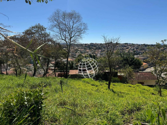 Imagem Terreno à Venda, 300 m² em Jardim Maristela - Atibaia Imagem Terreno à Venda, 300 m² em Jardim Maristela - Atibaia
