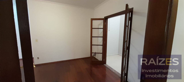 Imagem Casa com 3 Quartos à Venda, 160 m² em Residencial Euroville - Bragança Paulista Imagem Casa com 3 Quartos à Venda, 160 m² em Residencial Euroville - Bragança Paulista