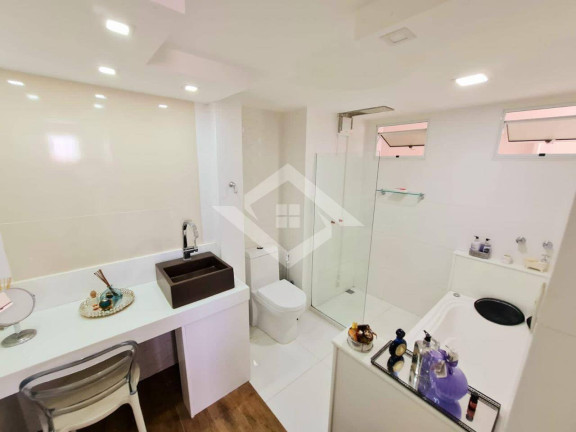 Imagem Casa com 4 Quartos à Venda, 450 m² em Sapê - Niterói Imagem Casa com 4 Quartos à Venda, 450 m² em Sapê - Niterói