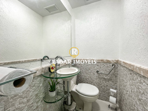 Imagem Sala Comercial à Venda, 45 m² em Centro - Cabo Frio Imagem Sala Comercial à Venda, 45 m² em Centro - Cabo Frio