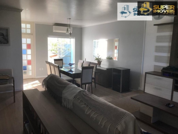 Imagem Casa com 3 Quartos à Venda, 400 m² em Areal - Pelotas Imagem Casa com 3 Quartos à Venda, 400 m² em Areal - Pelotas