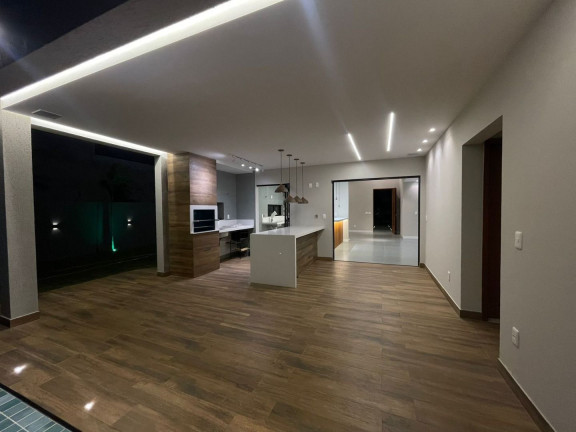 Imagem Casa com 4 Quartos à Venda, 240 m² em Barra Do Jacuípe - Camaçari Imagem Casa com 4 Quartos à Venda, 240 m² em Barra Do Jacuípe - Camaçari