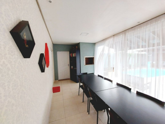 Imagem Casa com 3 Quartos à Venda, 280 m²
