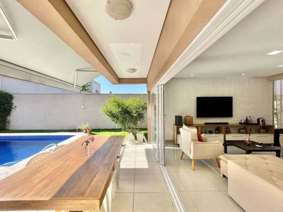 Imagem Casa com 4 Quartos à Venda, 316 m² em Moinho Velho - Cotia Imagem Casa com 4 Quartos à Venda, 316 m² em Moinho Velho - Cotia