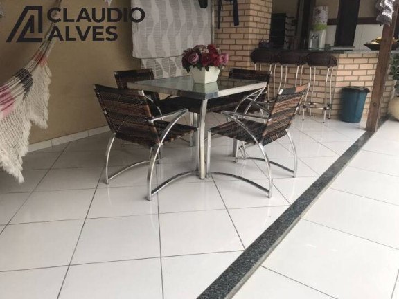 Imagem Casa com 6 Quartos à Venda, 300 m² em Parque Ipê - Feira De Santana Imagem Casa com 6 Quartos à Venda, 300 m² em Parque Ipê - Feira De Santana