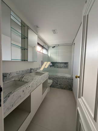 Imagem Imóvel com 4 Quartos à Venda, 217 m² em Cambuí - Campinas Imagem Imóvel com 4 Quartos à Venda, 217 m² em Cambuí - Campinas