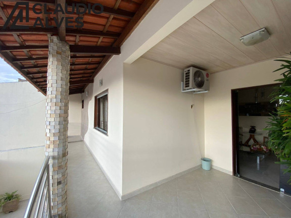 Imagem Casa com 6 Quartos à Venda, 300 m² em Parque Ipê - Feira De Santana Imagem Casa com 6 Quartos à Venda, 300 m² em Parque Ipê - Feira De Santana