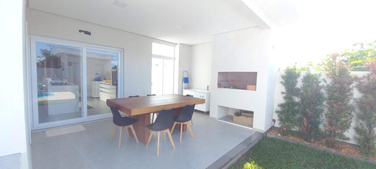 Imagem Casa com 4 Quartos à Venda, 195 m² em Nova Miramar - Capao Da Canoa Imagem Casa com 4 Quartos à Venda, 195 m² em Nova Miramar - Capao Da Canoa