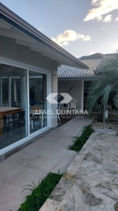 Imagem Casa com 3 Quartos à Venda, 260 m² em Cacupé - Florianópolis