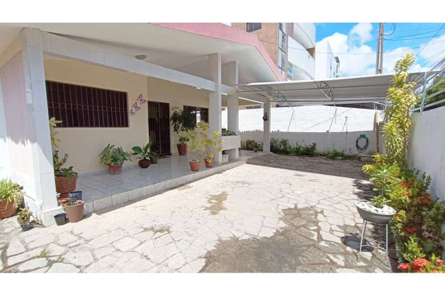 Imagem Casa com 4 Quartos à Venda, 160 m² em Bancários - João Pessoa Imagem Casa com 4 Quartos à Venda, 160 m² em Bancários - João Pessoa
