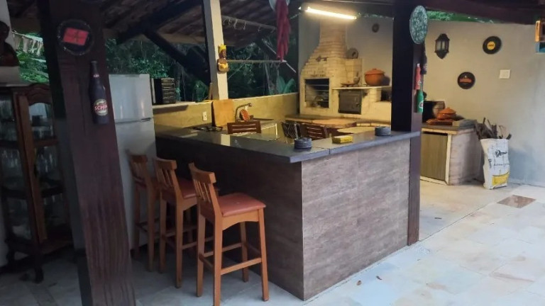 Imagem Casa com 5 Quartos à Venda, 600 m² em Sapê - Niterói Imagem Casa com 5 Quartos à Venda, 600 m² em Sapê - Niterói