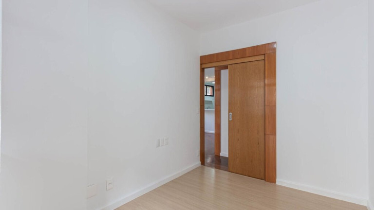 Imagem Imóvel com 2 Quartos à Venda, 99 m² em Lagoa - Rio De Janeiro Imagem Imóvel com 2 Quartos à Venda, 99 m² em Lagoa - Rio De Janeiro