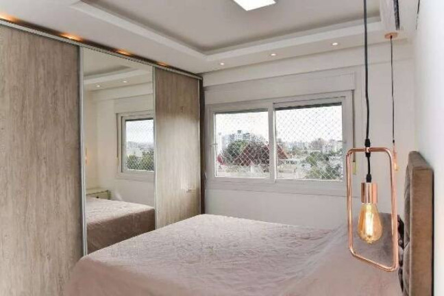 Imagem Apartamento com 3 Quartos à Venda,  em Porto Alegre