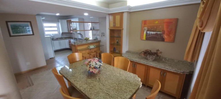 Imagem Sobrado com 4 Quartos à Venda, 270 m² em Capão Novo - Capao Da Canoa Imagem Sobrado com 4 Quartos à Venda, 270 m² em Capão Novo - Capao Da Canoa