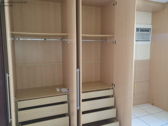 Imagem Imóvel com 3 Quartos à Venda, 84 m² em Imbuí - Salvador Imagem Imóvel com 3 Quartos à Venda, 84 m² em Imbuí - Salvador