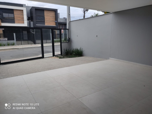 Imagem Imóvel com 3 Quartos à Venda, 184 m² em Saguaçu - Joinville