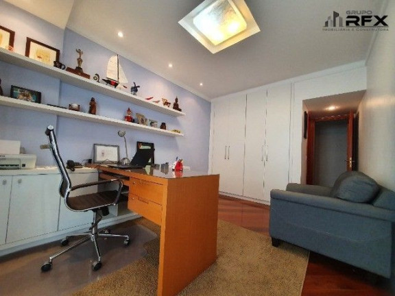 Imagem Apartamento com 3 Quartos à Venda, 215 m² em Santa Rosa - Niterói