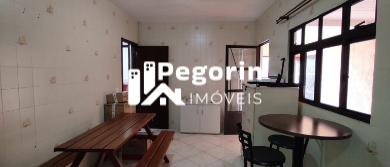 Imagem Casa com 3 Quartos à Venda, 201 m² em Centro - Pinhais