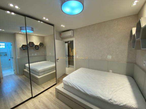 Imagem Apartamento com 3 Quartos à Venda, 110 m² em Centro - Balneário Camboriú Imagem Apartamento com 3 Quartos à Venda, 110 m² em Centro - Balneário Camboriú