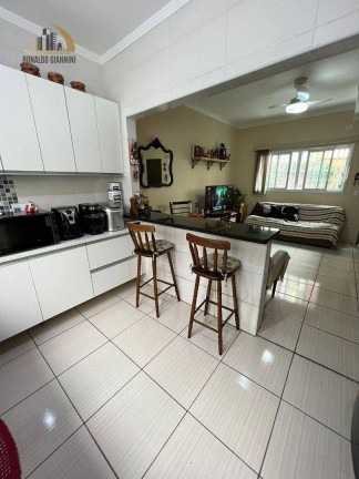 Imagem Sobrado com 2 Quartos à Venda, 90 m² em Vila Guilhermina - Praia Grande Imagem Sobrado com 2 Quartos à Venda, 90 m² em Vila Guilhermina - Praia Grande