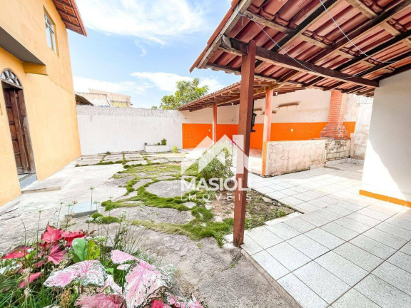 Imagem Casa com 5 Quartos à Venda, 200 m² em Ilha Dos Bentos - Vila Velha Imagem Casa com 5 Quartos à Venda, 200 m² em Ilha Dos Bentos - Vila Velha