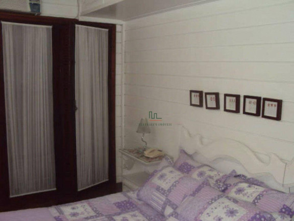 Imagem Casa com 4 Quartos à Venda, 500 m² em Camboinhas - Niterói Imagem Casa com 4 Quartos à Venda, 500 m² em Camboinhas - Niterói