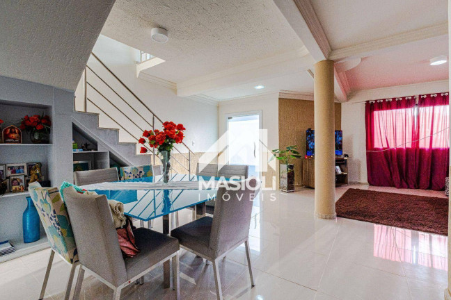 Casa com 4 Quartos à Venda, 280 m² em Morada Interlagos - Vila Velha