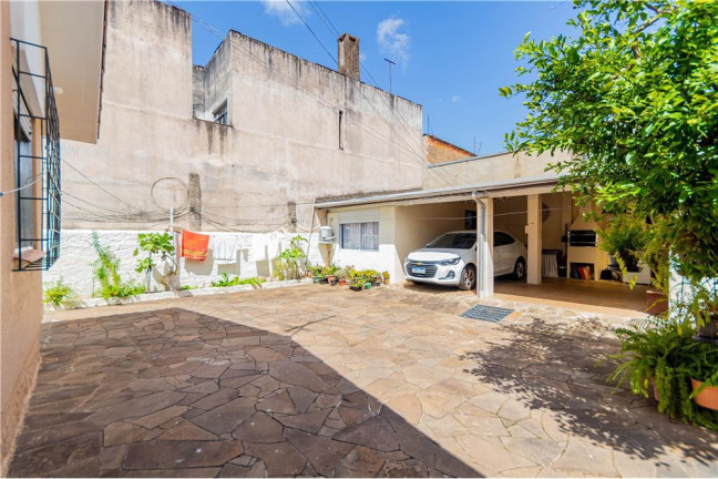 Imagem Casa com 3 Quartos à Venda, 139 m² em Santa Tereza - Porto Alegre Imagem Casa com 3 Quartos à Venda, 139 m² em Santa Tereza - Porto Alegre