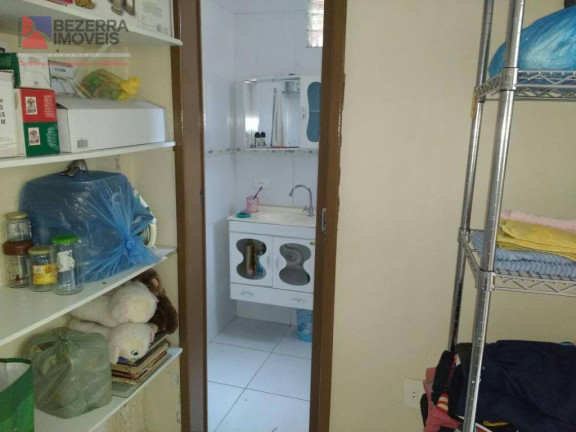 Imagem Casa com 5 Quartos à Venda, 228 m² em Lagoa Nova - Natal