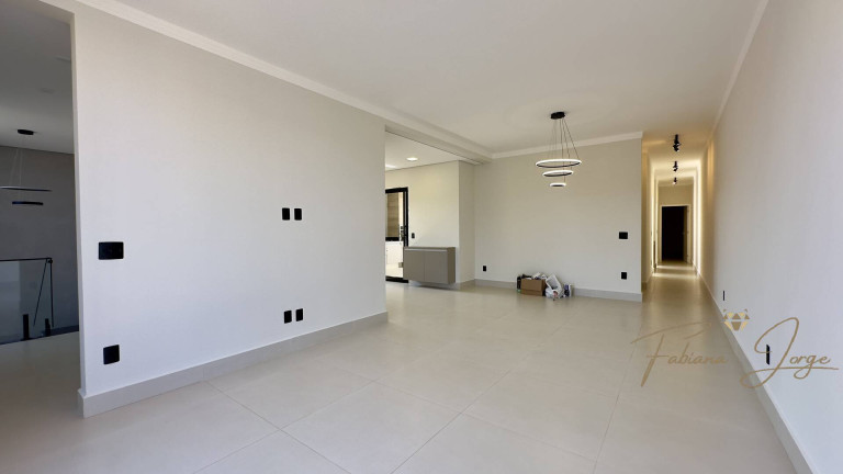 Imagem Casa com 3 Quartos à Venda, 300 m² em Roncáglia - Valinhos