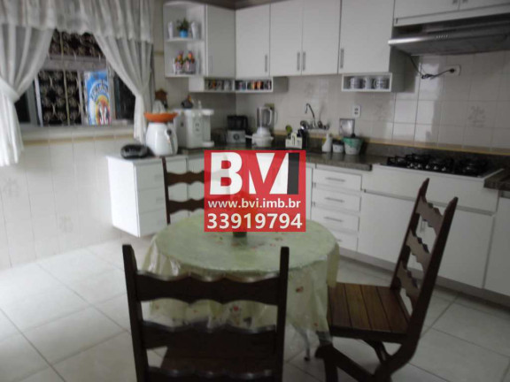 Imagem Casa com 3 Quartos à Venda, 107 m² em Vila Da Penha - Rio De Janeiro Imagem Casa com 3 Quartos à Venda, 107 m² em Vila Da Penha - Rio De Janeiro