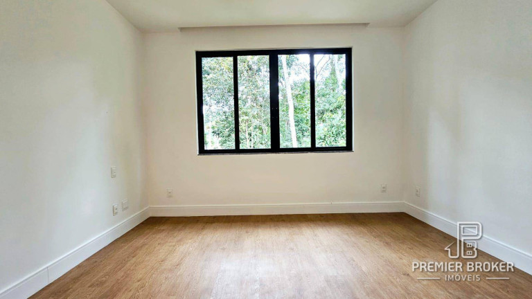 Imagem Casa com 3 Quartos à Venda, 289 m² em Quebra Frascos - Teresópolis Imagem Casa com 3 Quartos à Venda, 289 m² em Quebra Frascos - Teresópolis