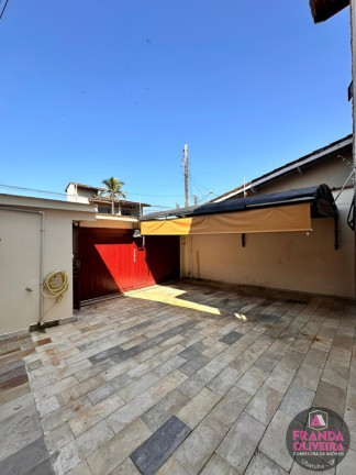 Sobrado com 4 Quartos à Venda, 127 m² em Centro - Ubatuba