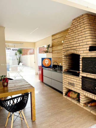 Imagem Casa com 4 Quartos à Venda, 500 m²