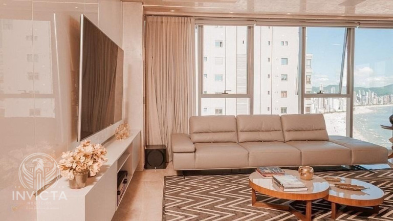 Imagem Apartamento com 3 Quartos à Venda, 232 m² em Barra Sul - Balneário Camboriú Imagem Apartamento com 3 Quartos à Venda, 232 m² em Barra Sul - Balneário Camboriú