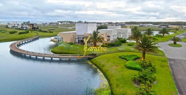 Imagem Terreno à Venda, 462 m² em Capao Novo Posto 9 Village - Capão Da Canoa Imagem Terreno à Venda, 462 m² em Capao Novo Posto 9 Village - Capão Da Canoa