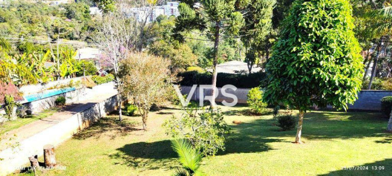 Imagem Casa com 4 Quartos à Venda, 196 m² em Cascata Do Imbuí - Teresópolis