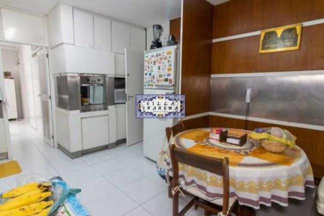 Imagem Apartamento com 4 Quartos à Venda, 180 m² em Lagoa - Rio De Janeiro Imagem Apartamento com 4 Quartos à Venda, 180 m² em Lagoa - Rio De Janeiro