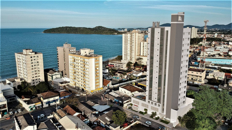 Imagem Apartamento com 3 Quartos à Venda, 110 m² em Centro - Balneário Piçarras Imagem Apartamento com 3 Quartos à Venda, 110 m² em Centro - Balneário Piçarras
