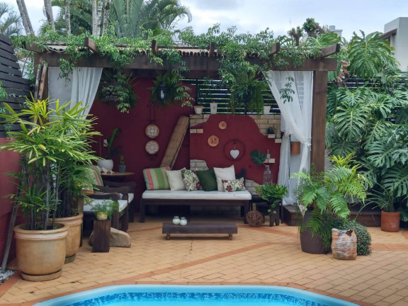 Imagem Casa com 6 Quartos à Venda, 450 m² em Jurerê Internacional - Florianópolis Imagem Casa com 6 Quartos à Venda, 450 m² em Jurerê Internacional - Florianópolis