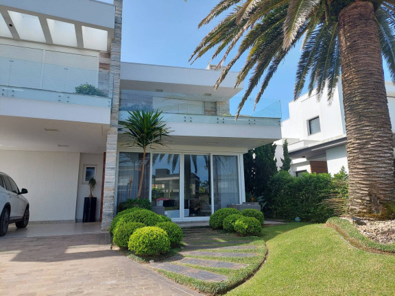 Casa com 5 Quartos à Venda,  em Maristela - Xangri-lá